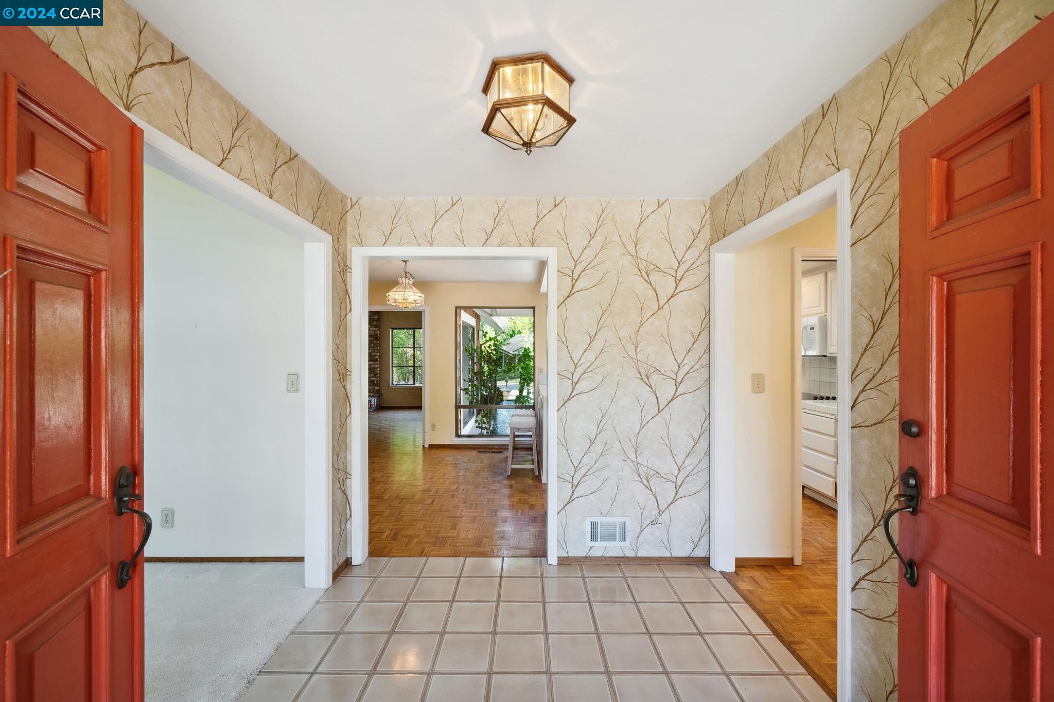 1409 Emmons Canyon Dr