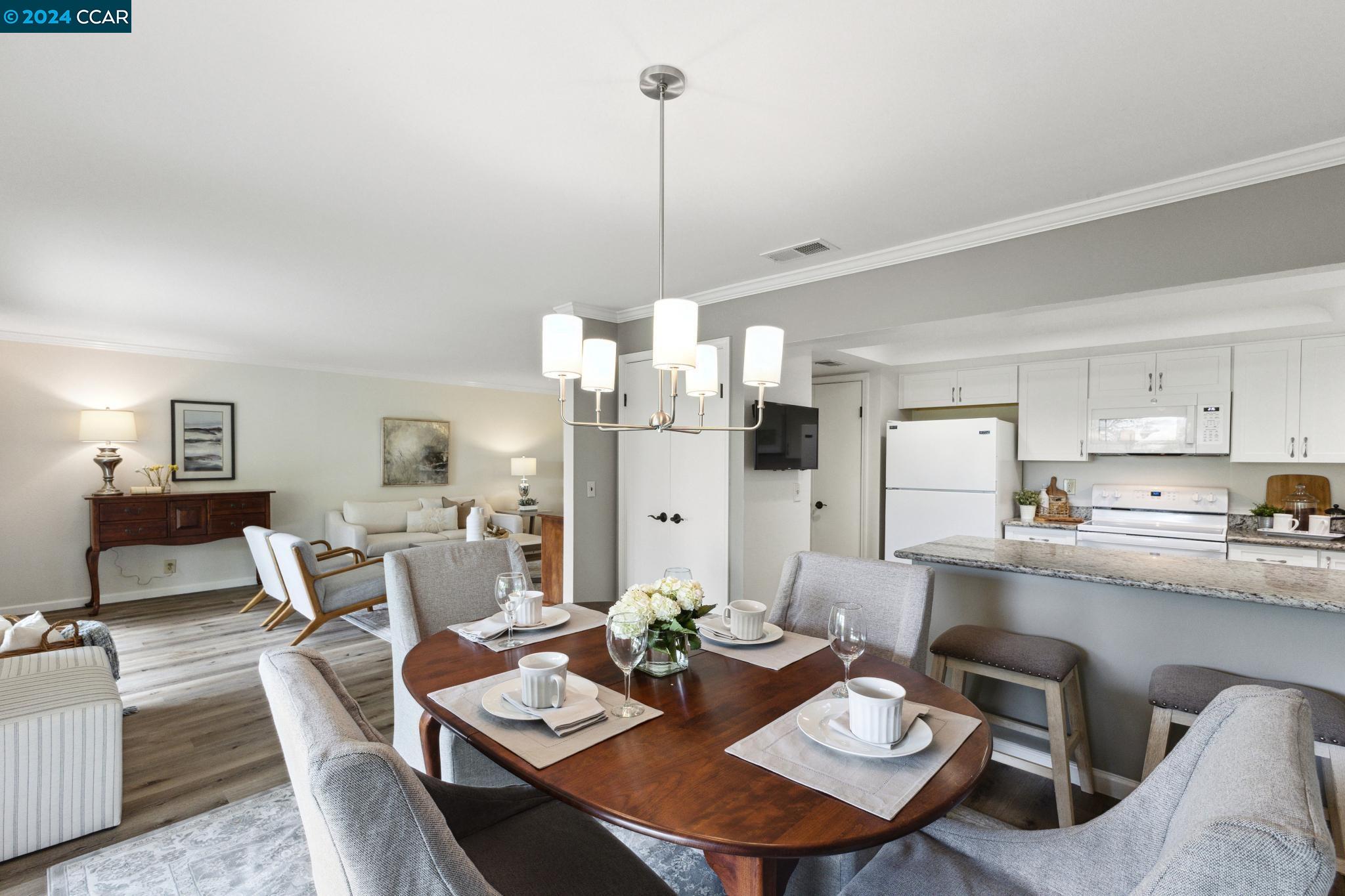 2645 Ptarmigan Dr # 2