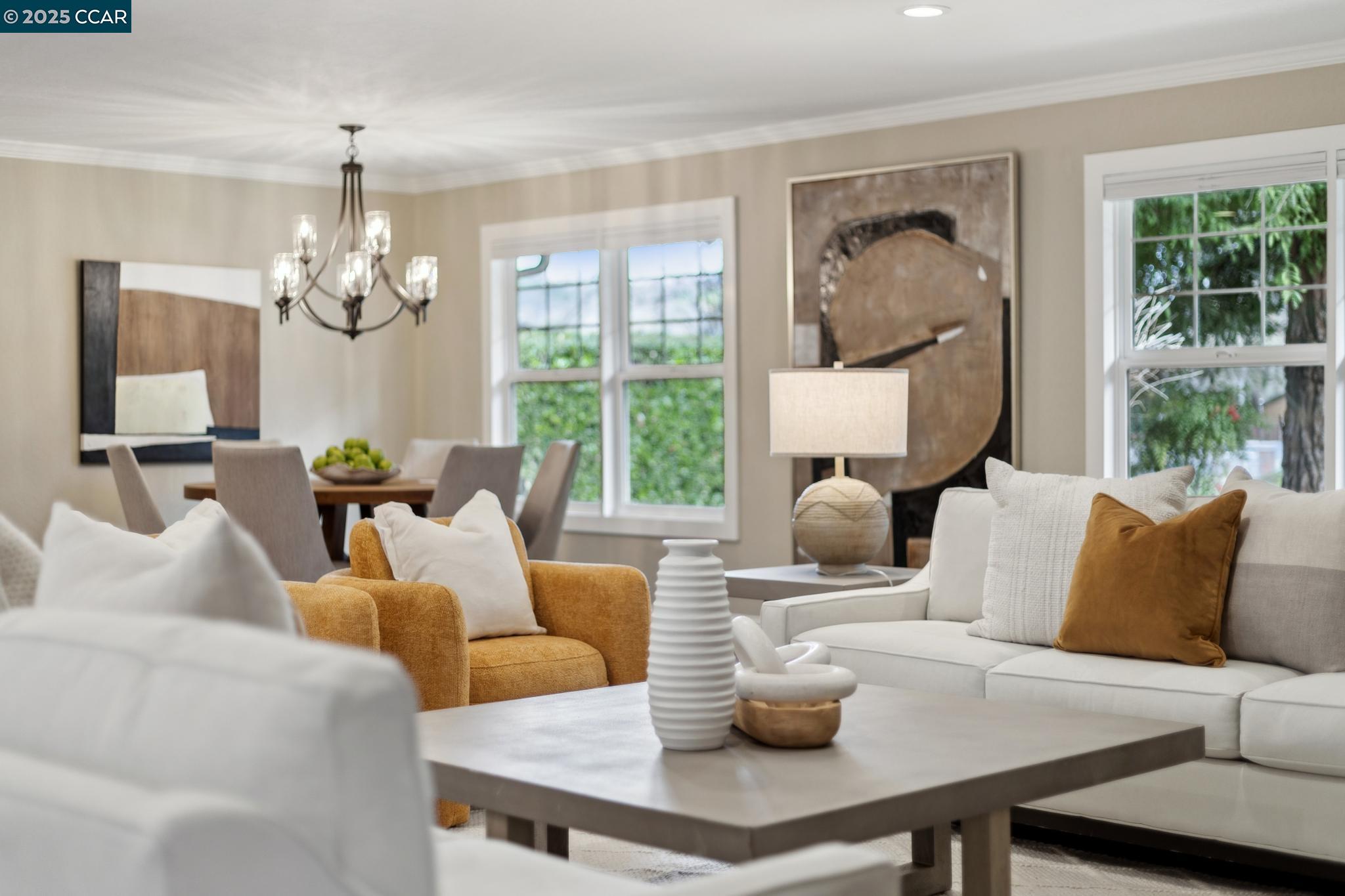 685 Las Barrancas Dr