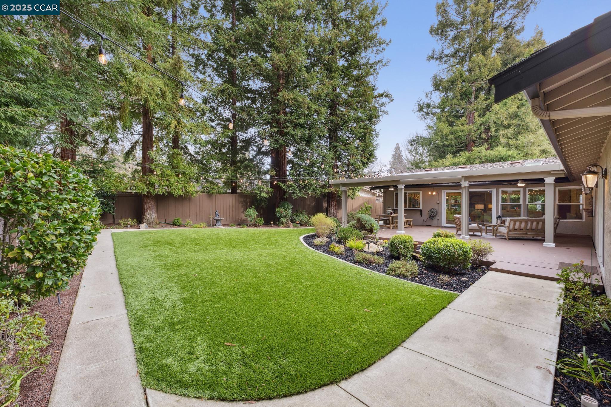 685 Las Barrancas Dr