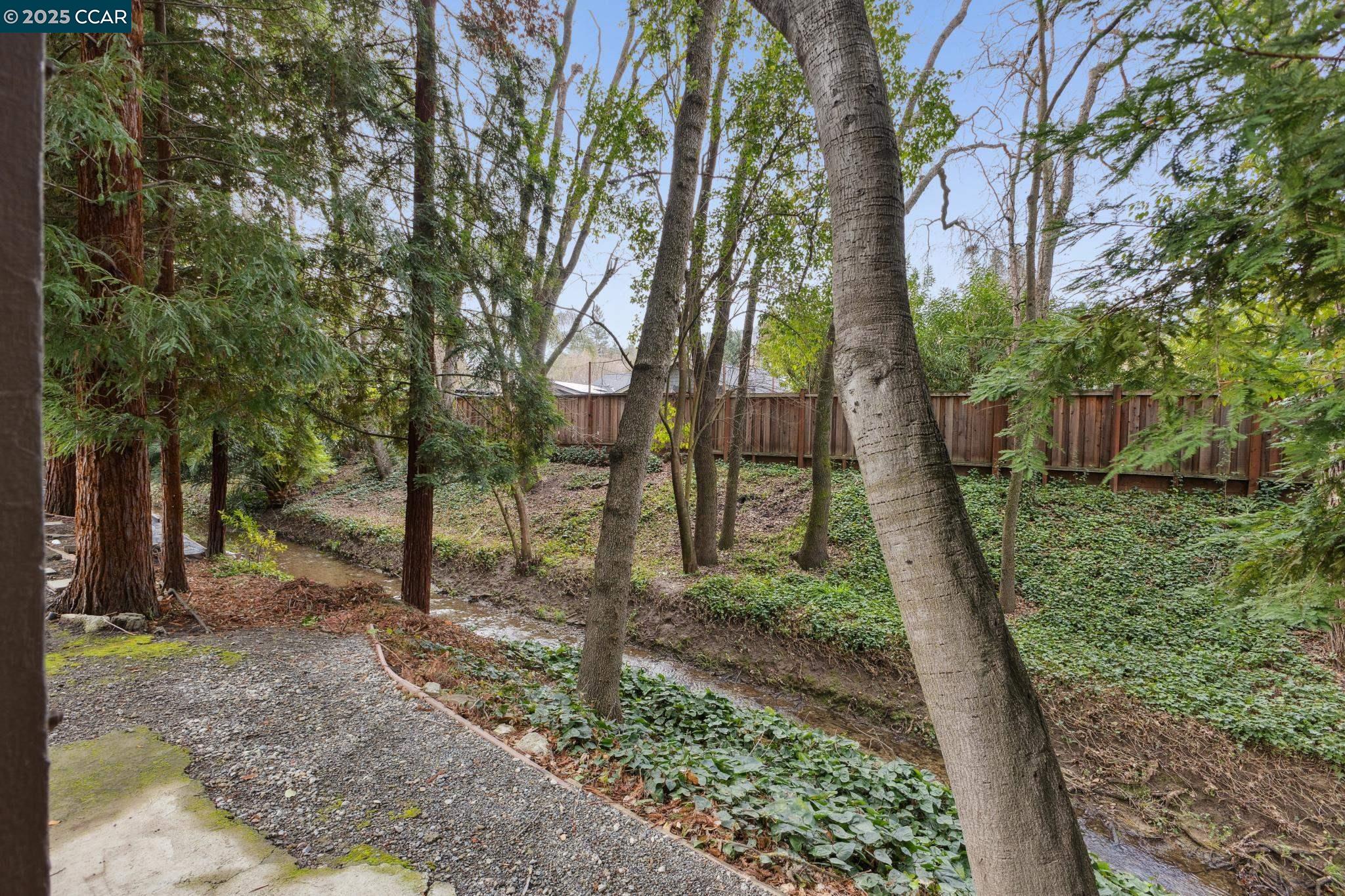 685 Las Barrancas Dr