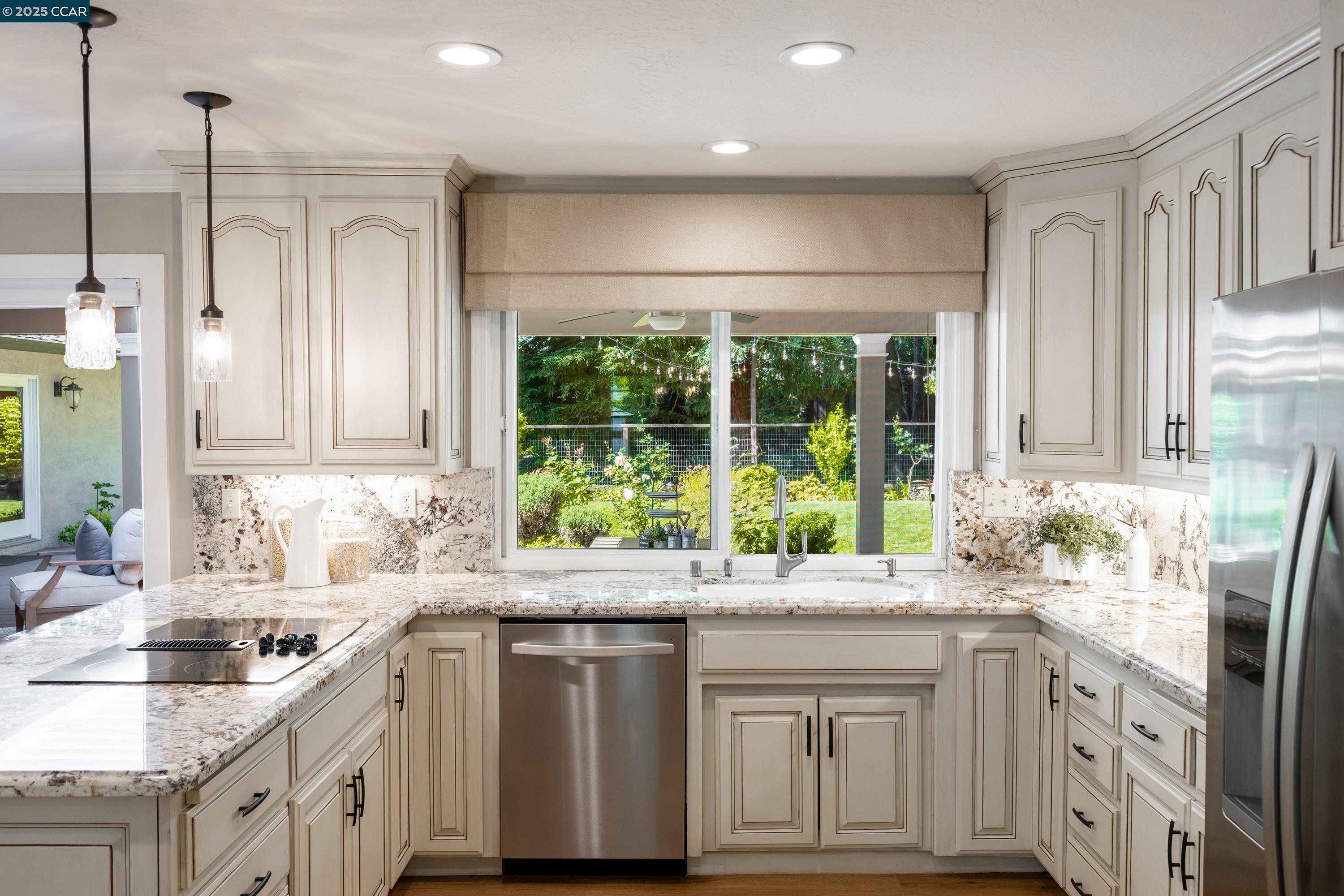 685 Las Barrancas Dr