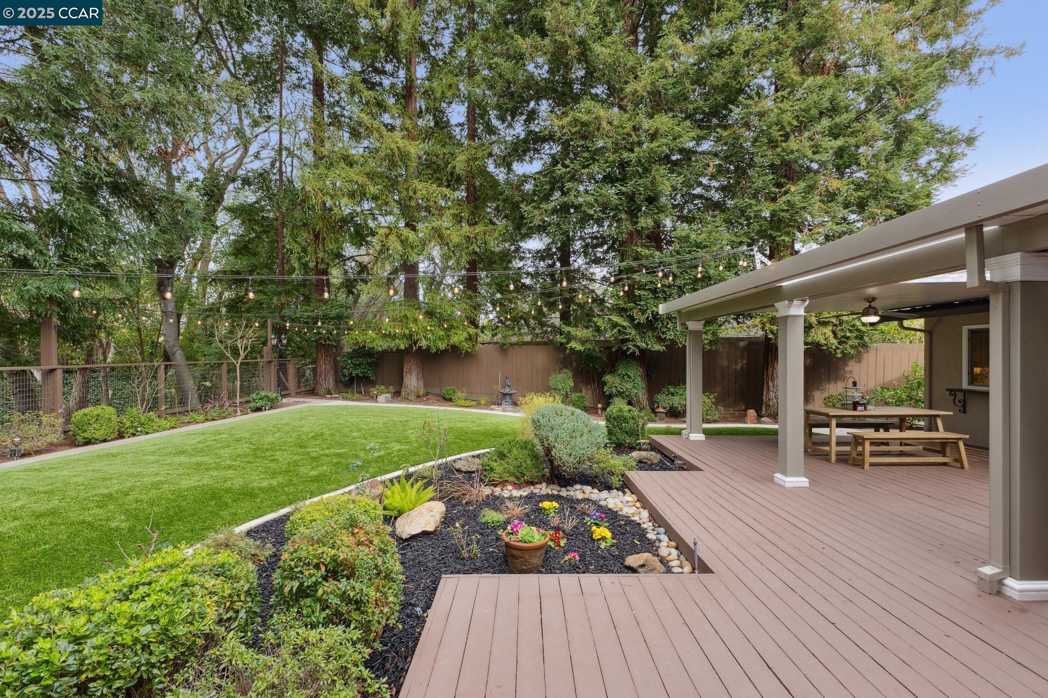 685 Las Barrancas Dr