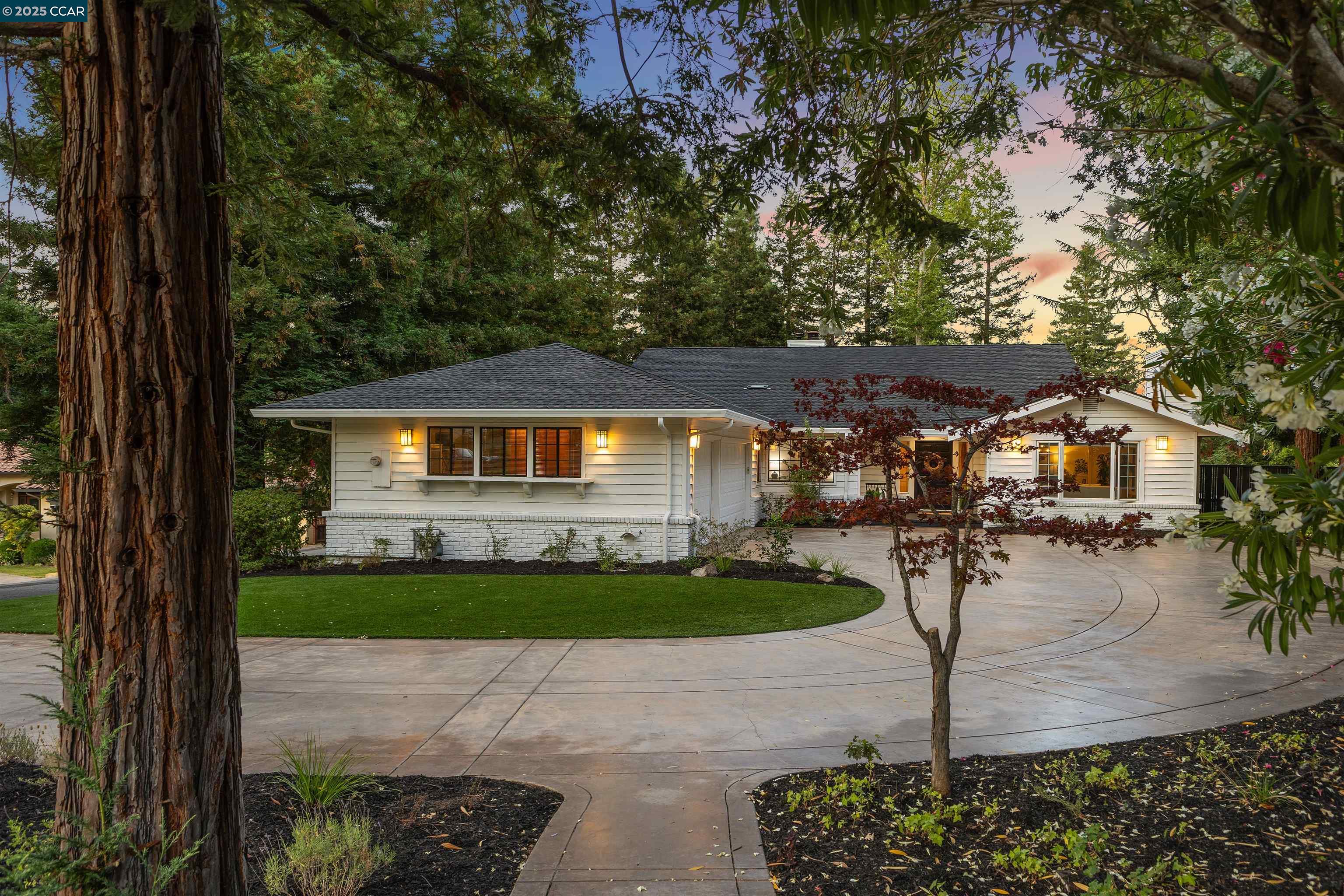 195 Whispering Trees Ln