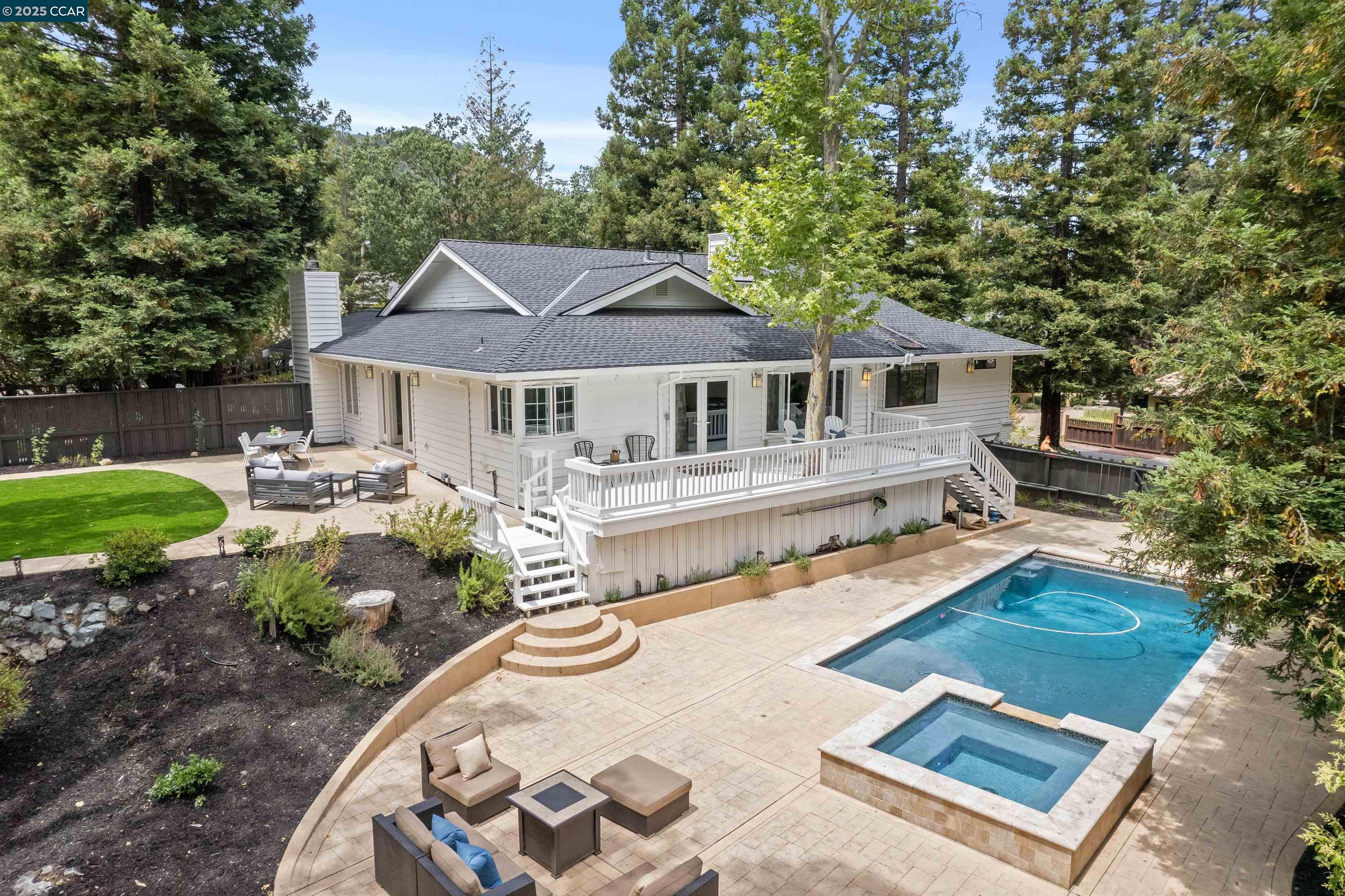 195 Whispering Trees Ln