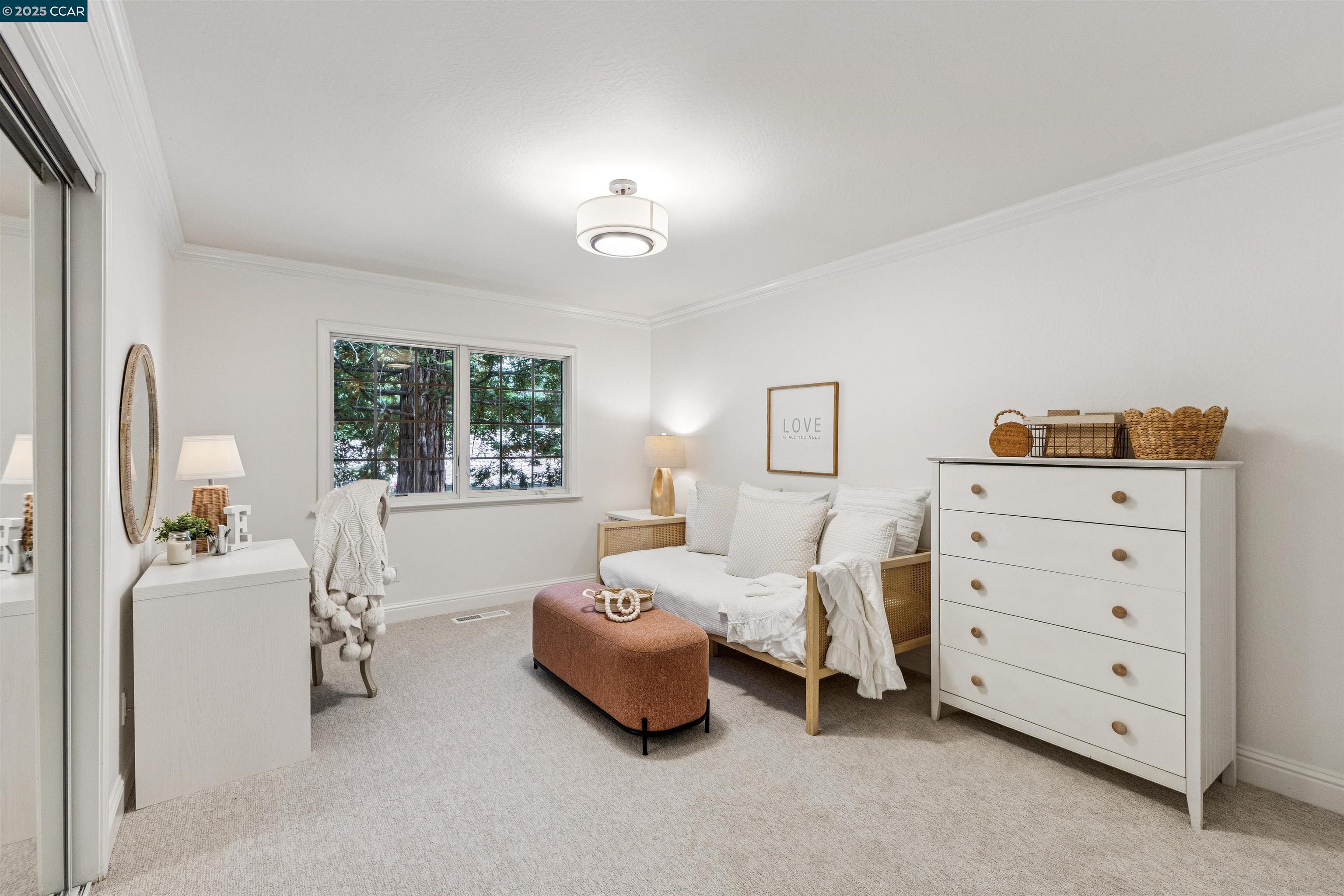 195 Whispering Trees Ln