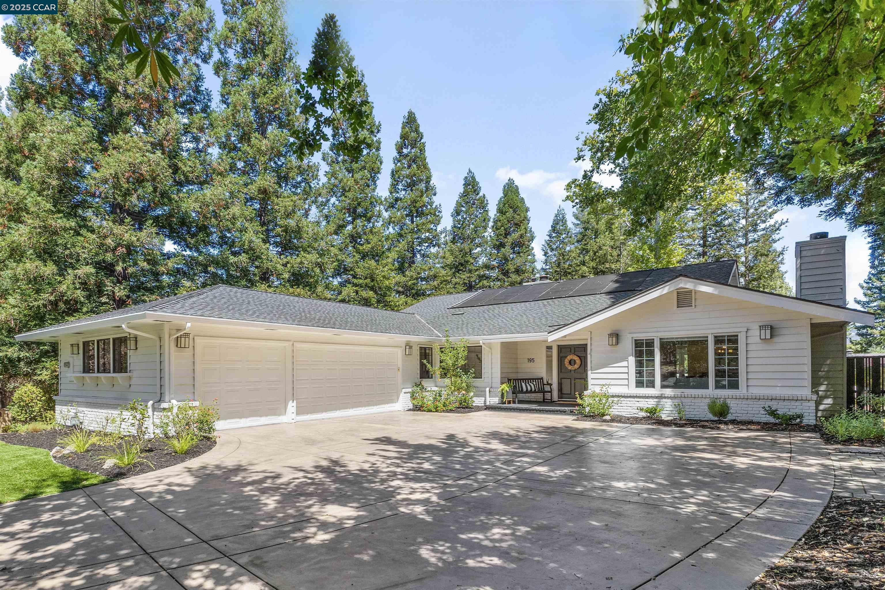 195 Whispering Trees Ln