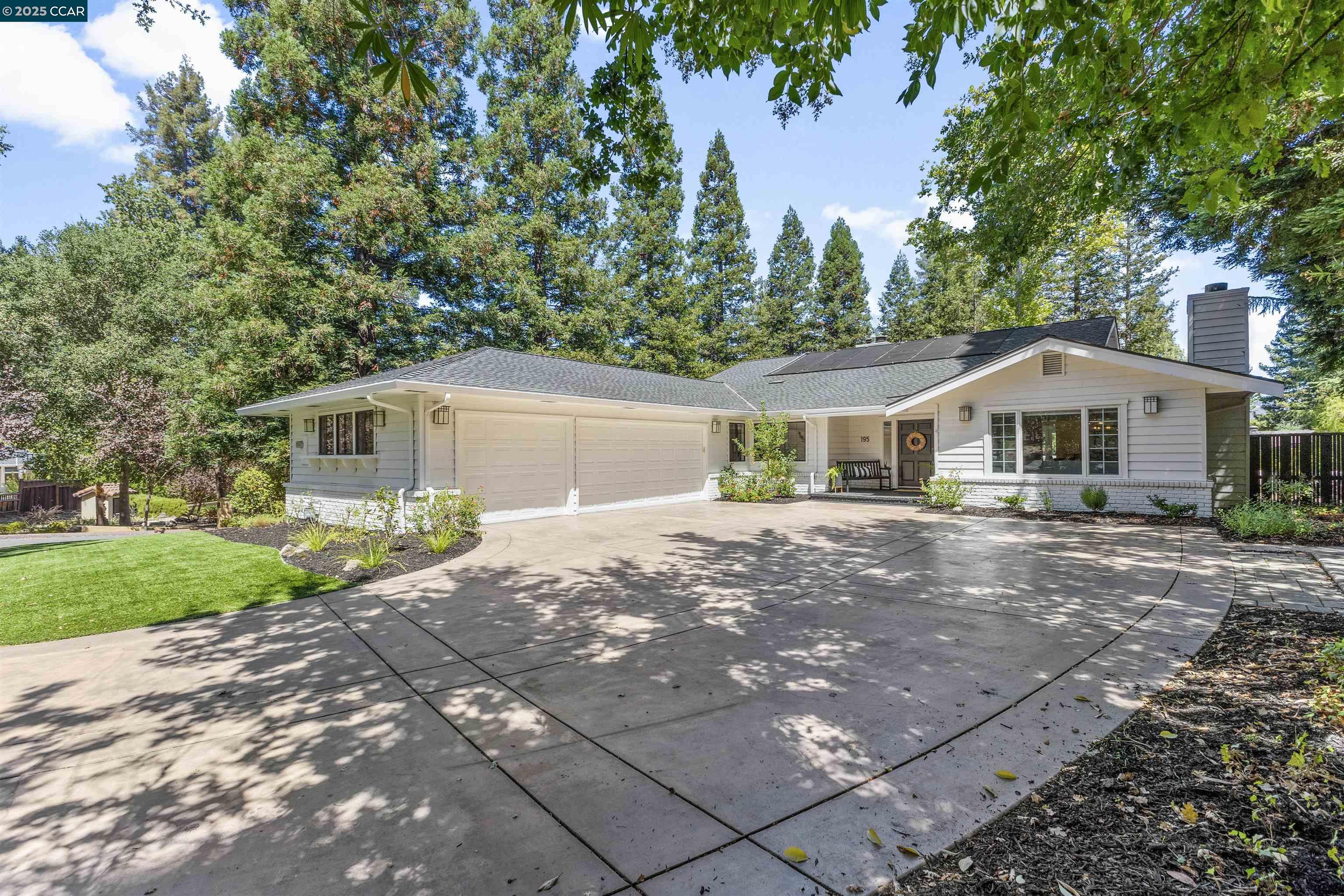 195 Whispering Trees Ln