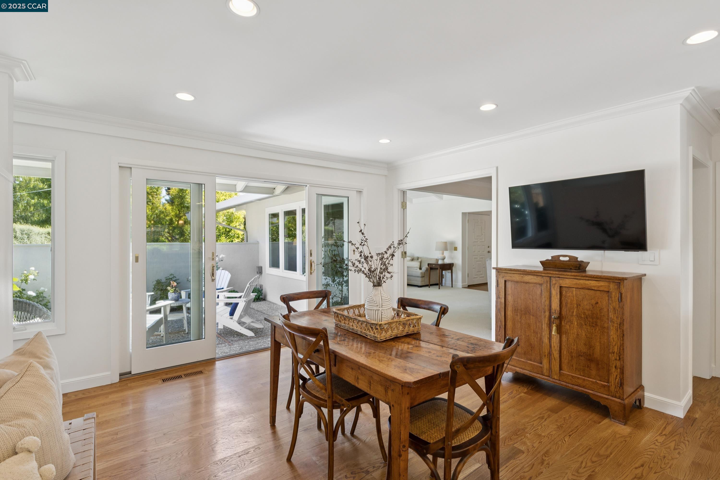 32 Diamond Ct