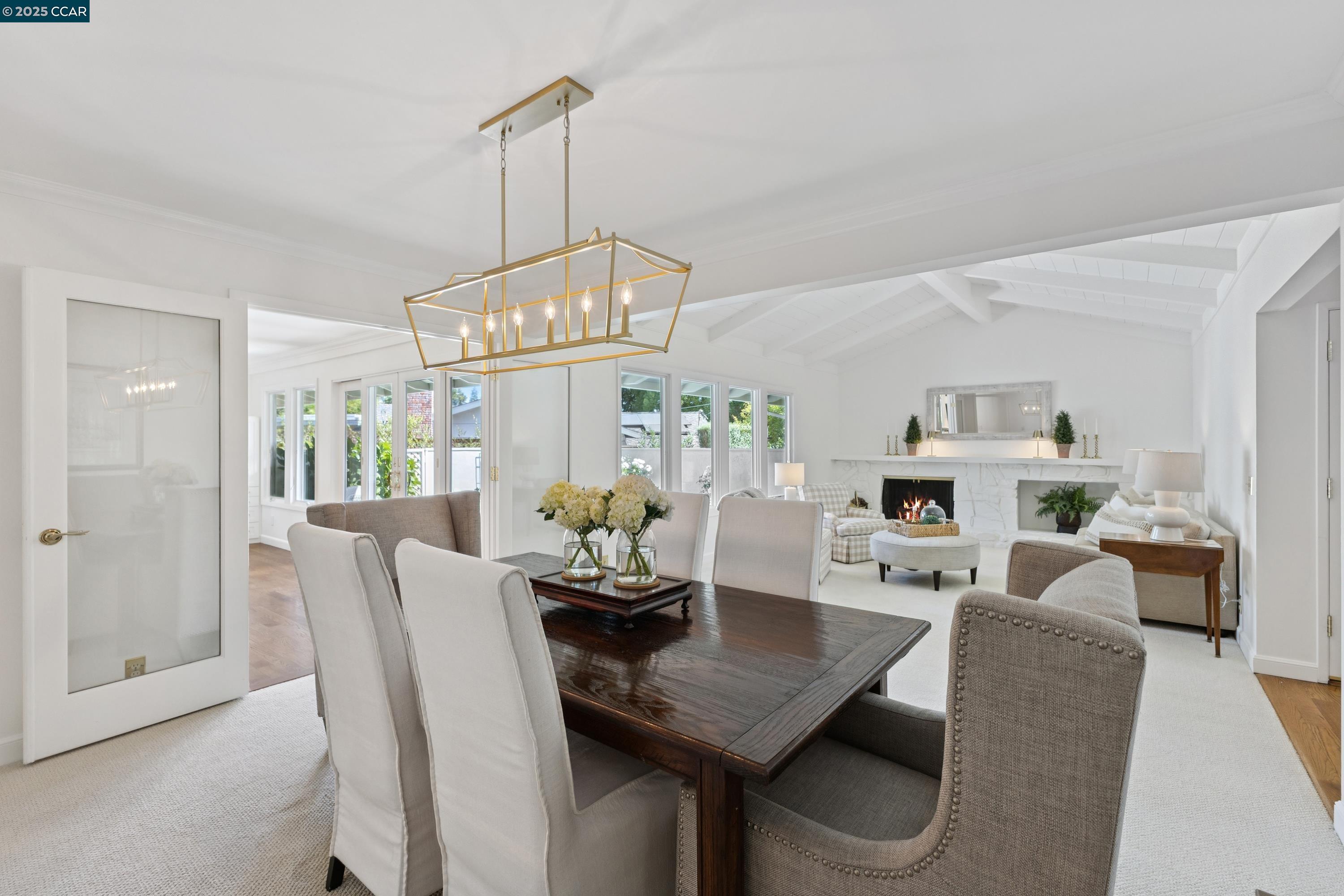 32 Diamond Ct