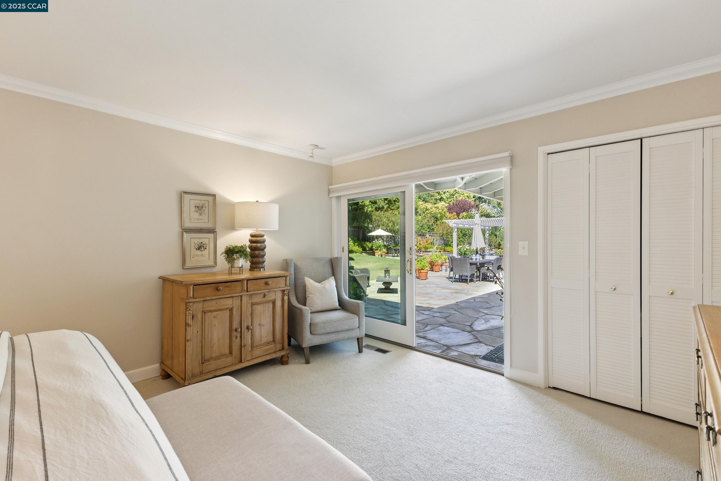 32 Diamond Ct