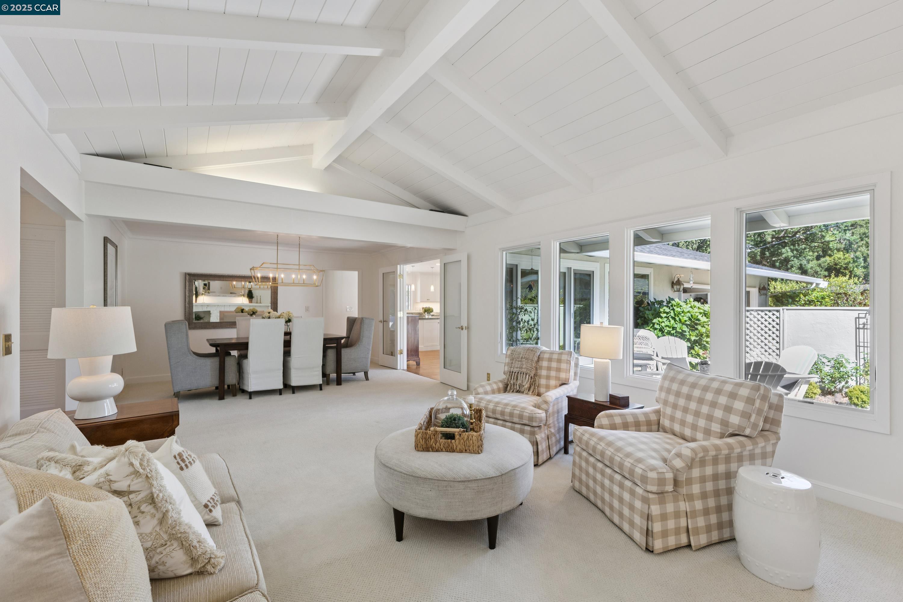 32 Diamond Ct