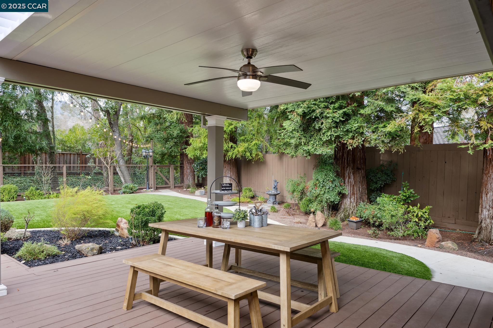 685 Las Barrancas Dr