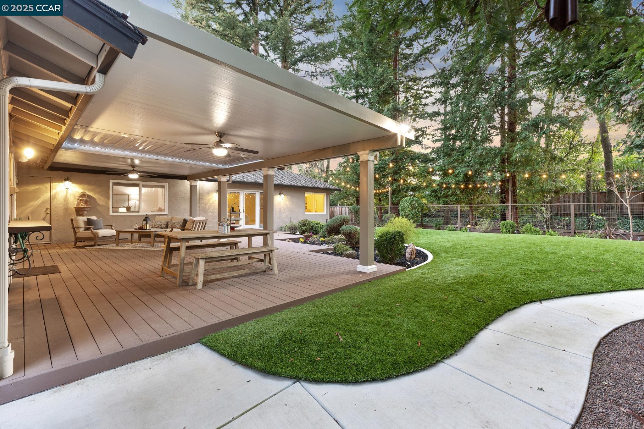 685 Las Barrancas Dr