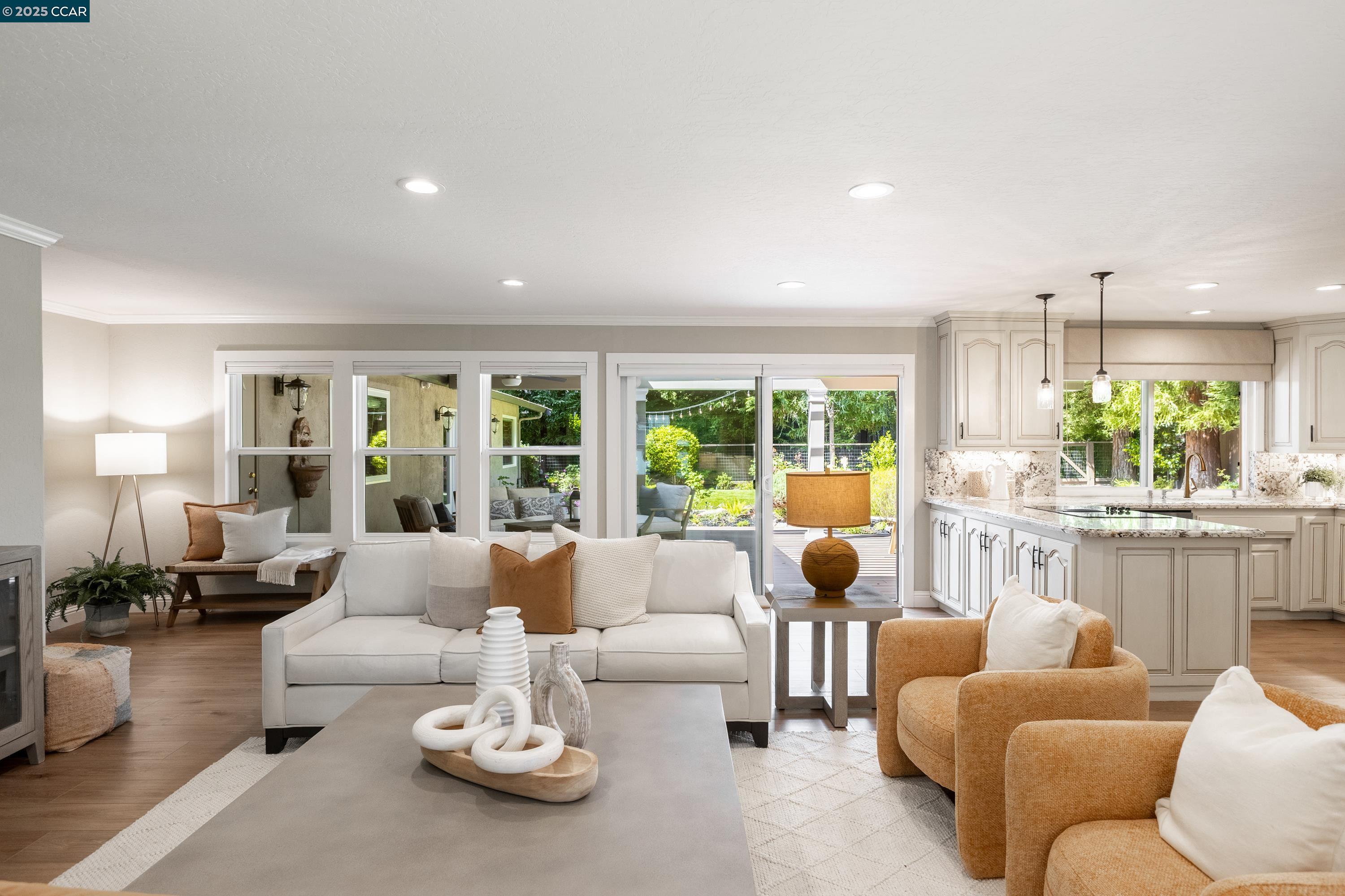 685 Las Barrancas Dr