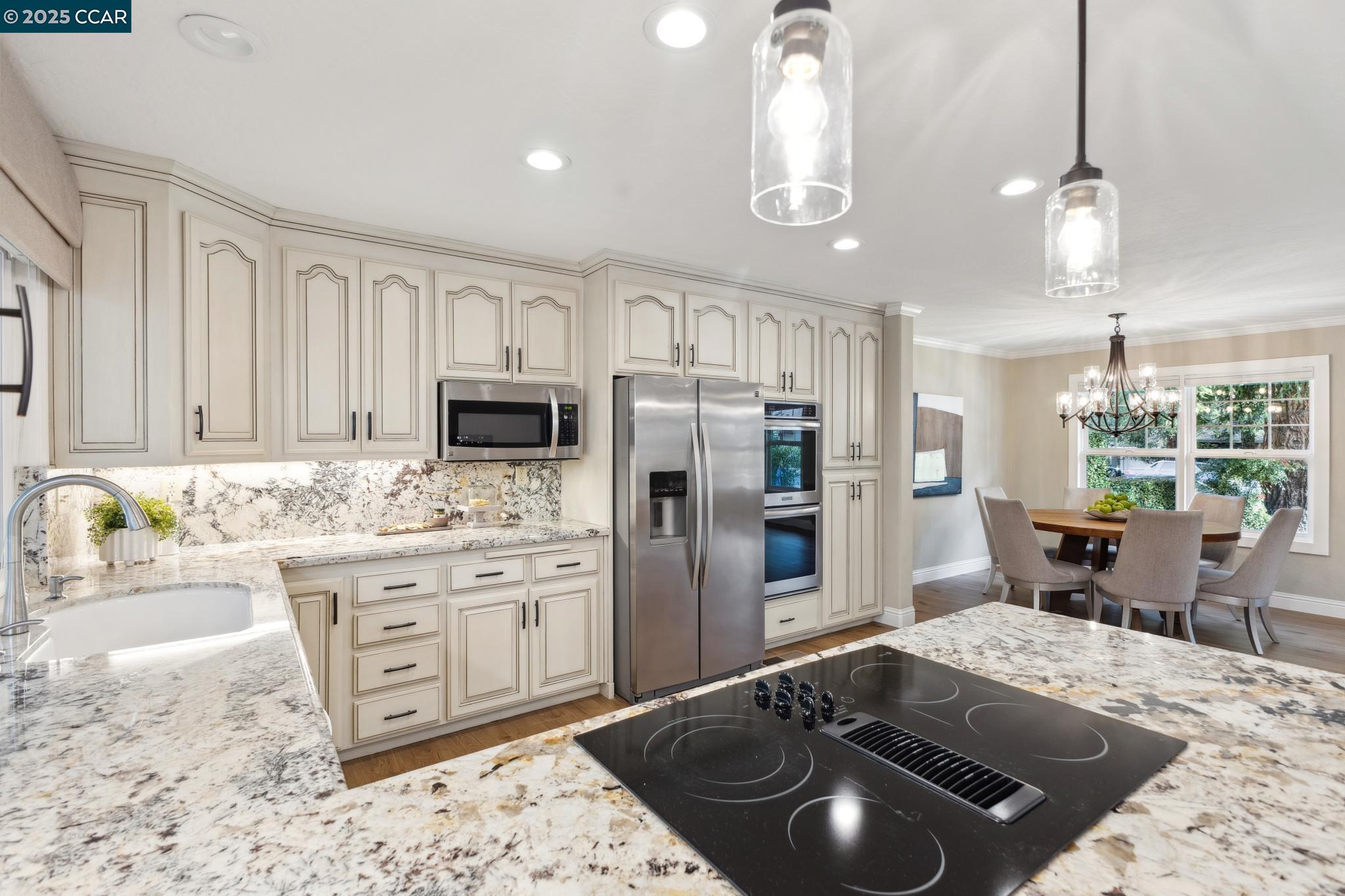 685 Las Barrancas Dr