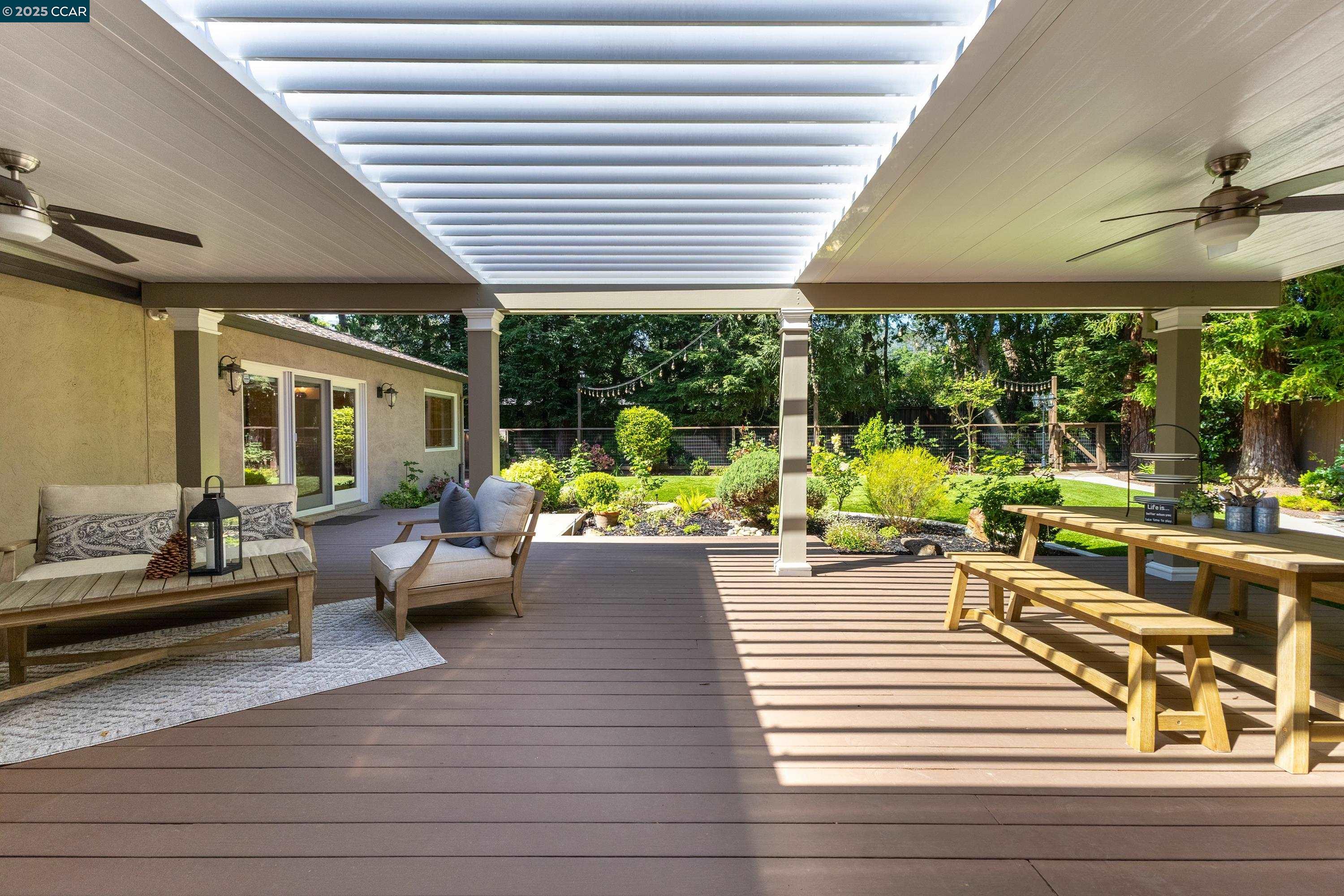 685 Las Barrancas Dr