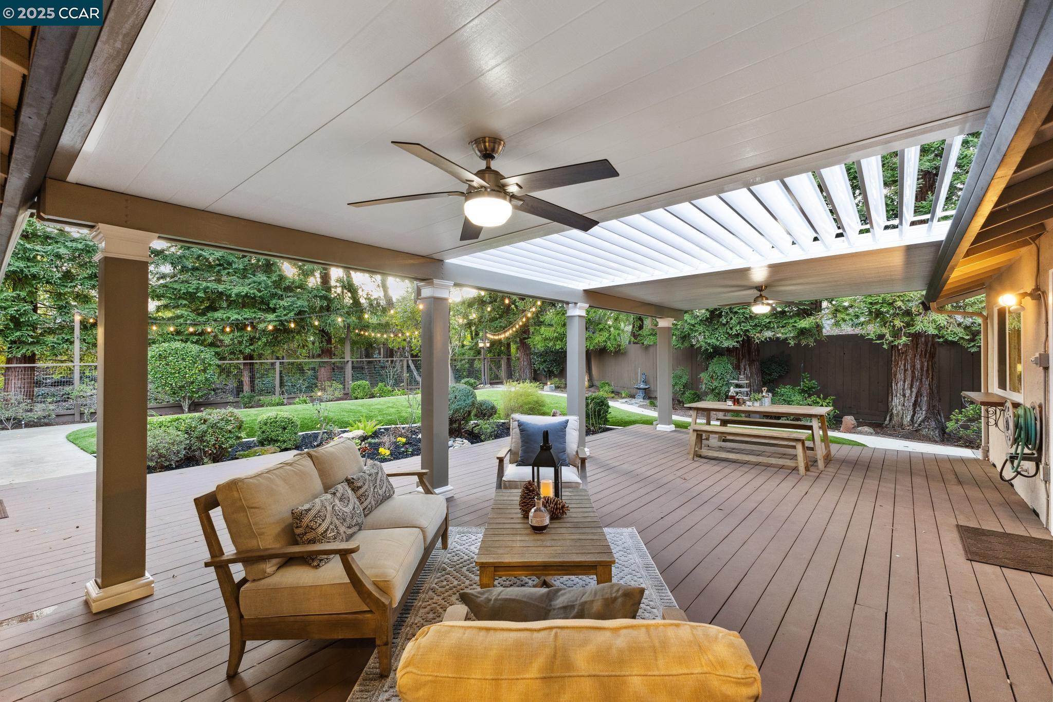 685 Las Barrancas Dr