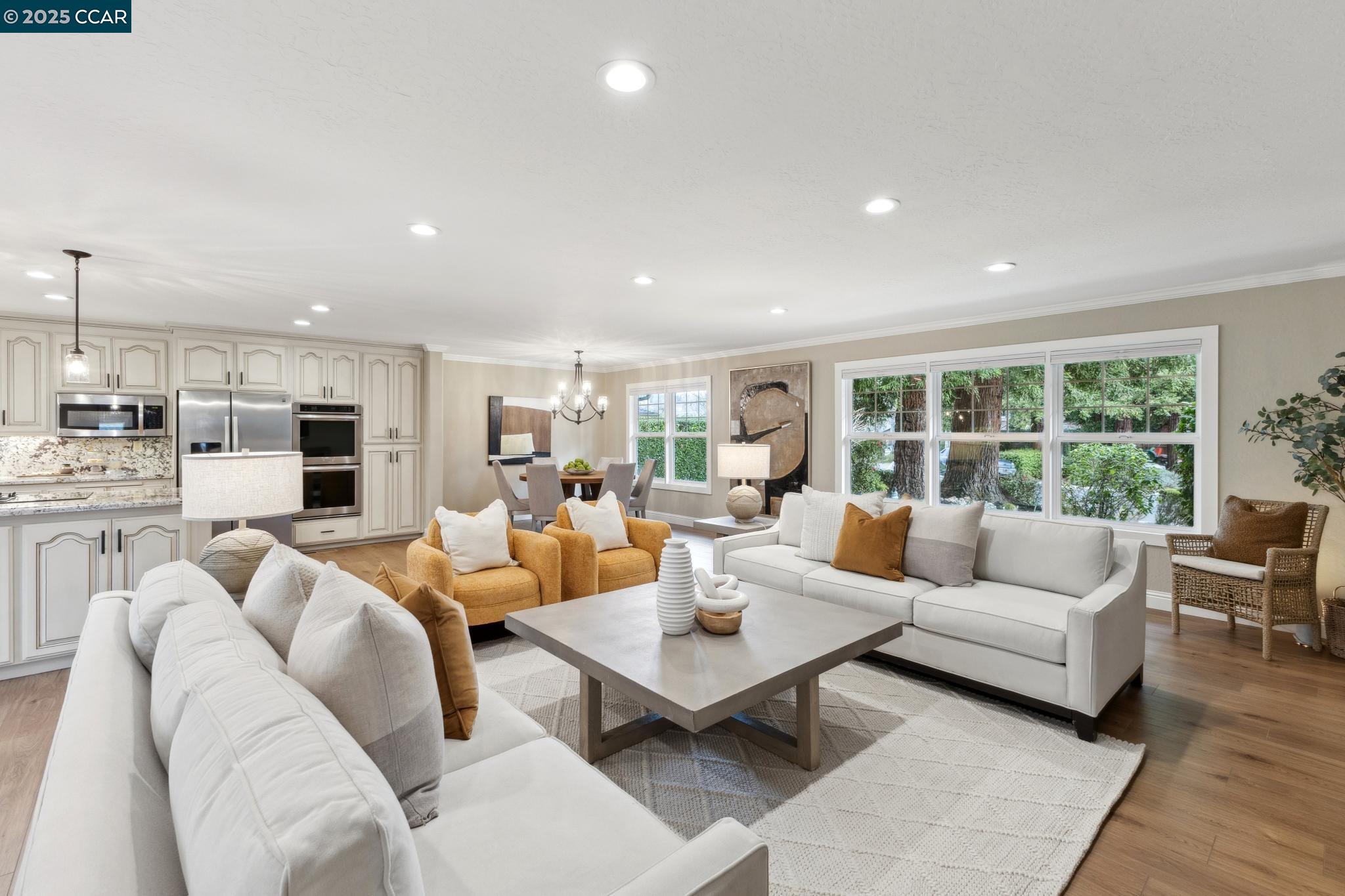 685 Las Barrancas Dr