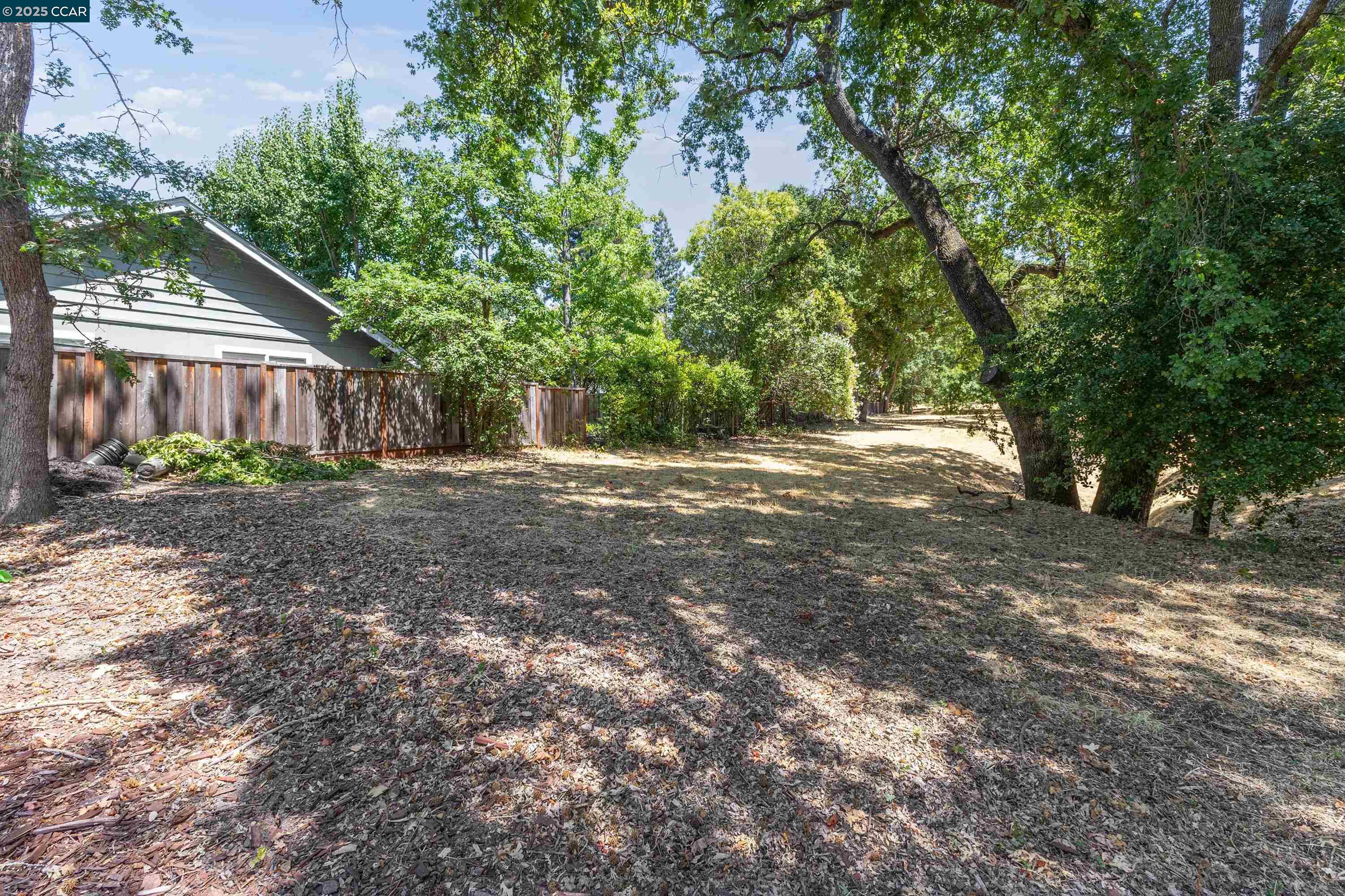 1050 White Gate Rd