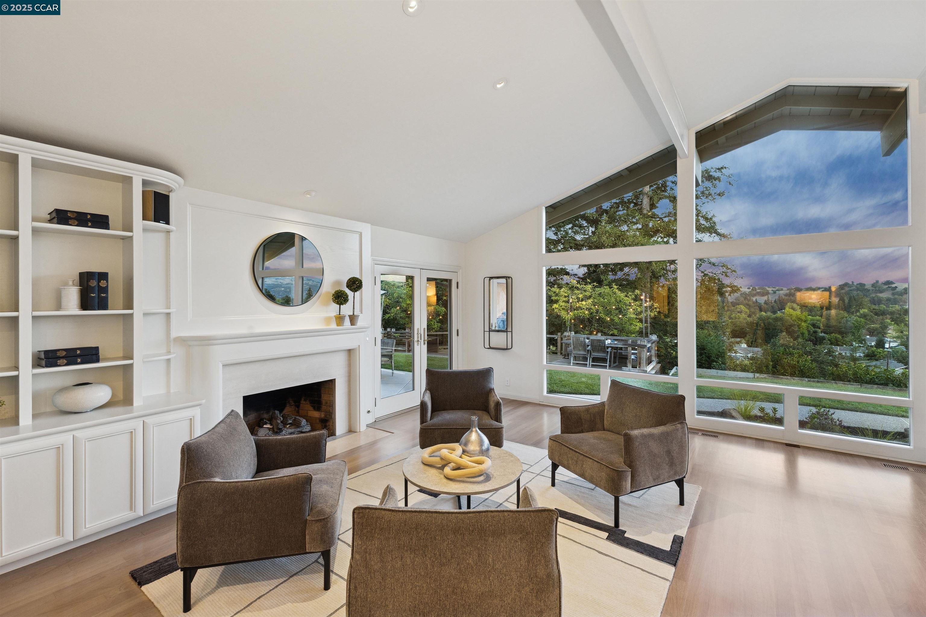 119 Lackland Ct
