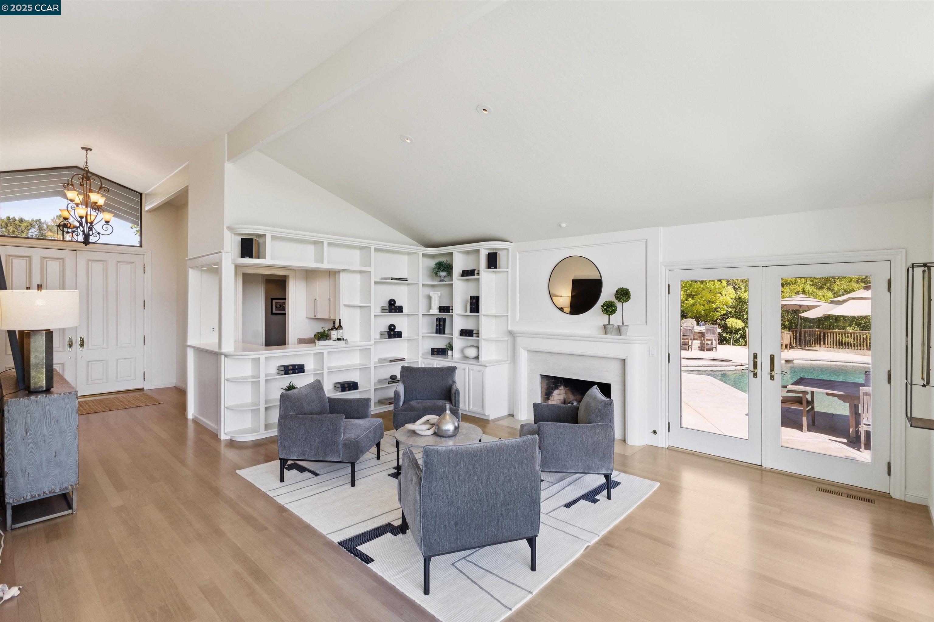 119 Lackland Ct