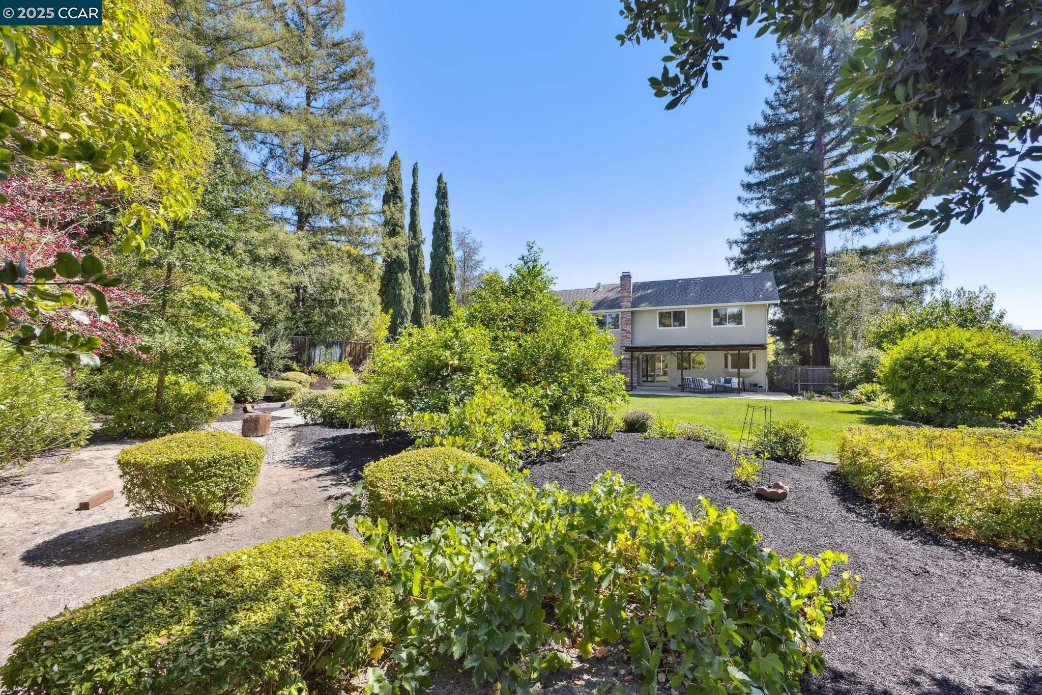 800 El Capitan Drive