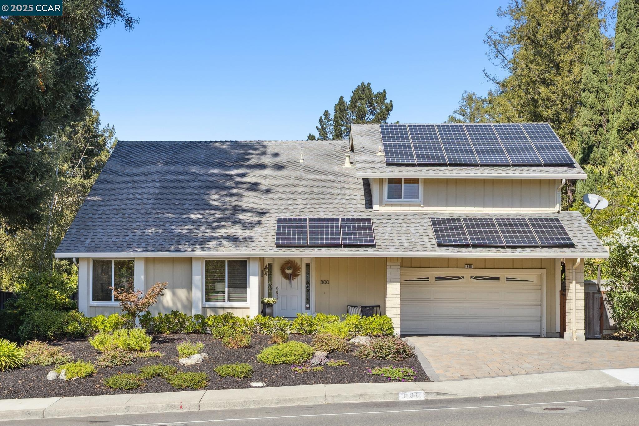 800 El Capitan Drive