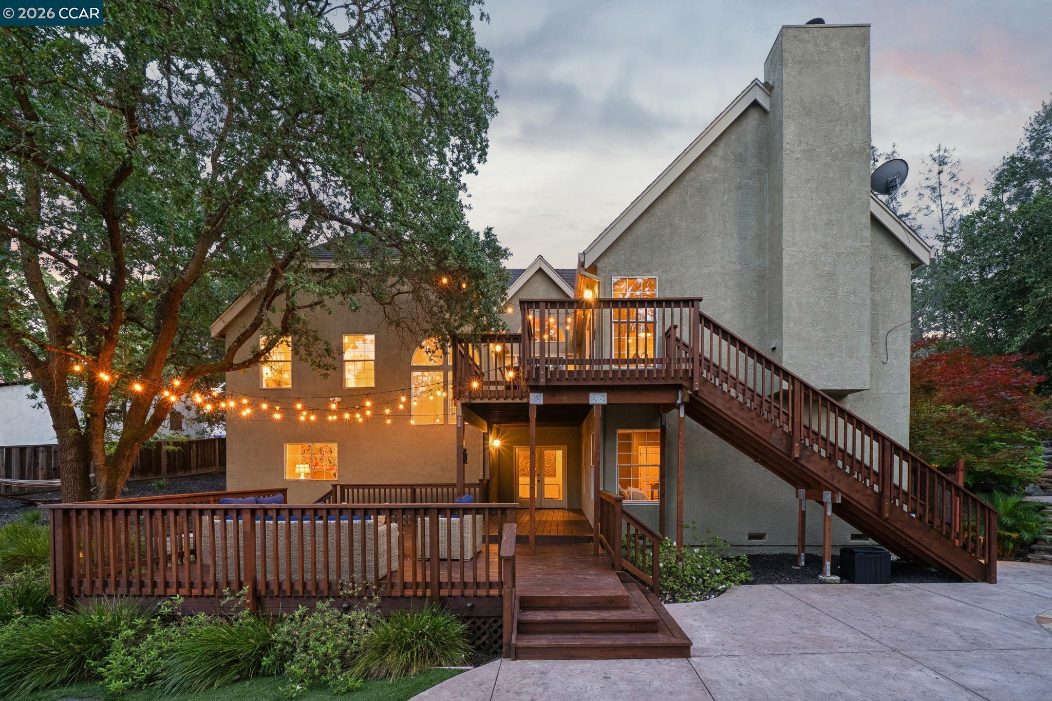 154 Crest Ave