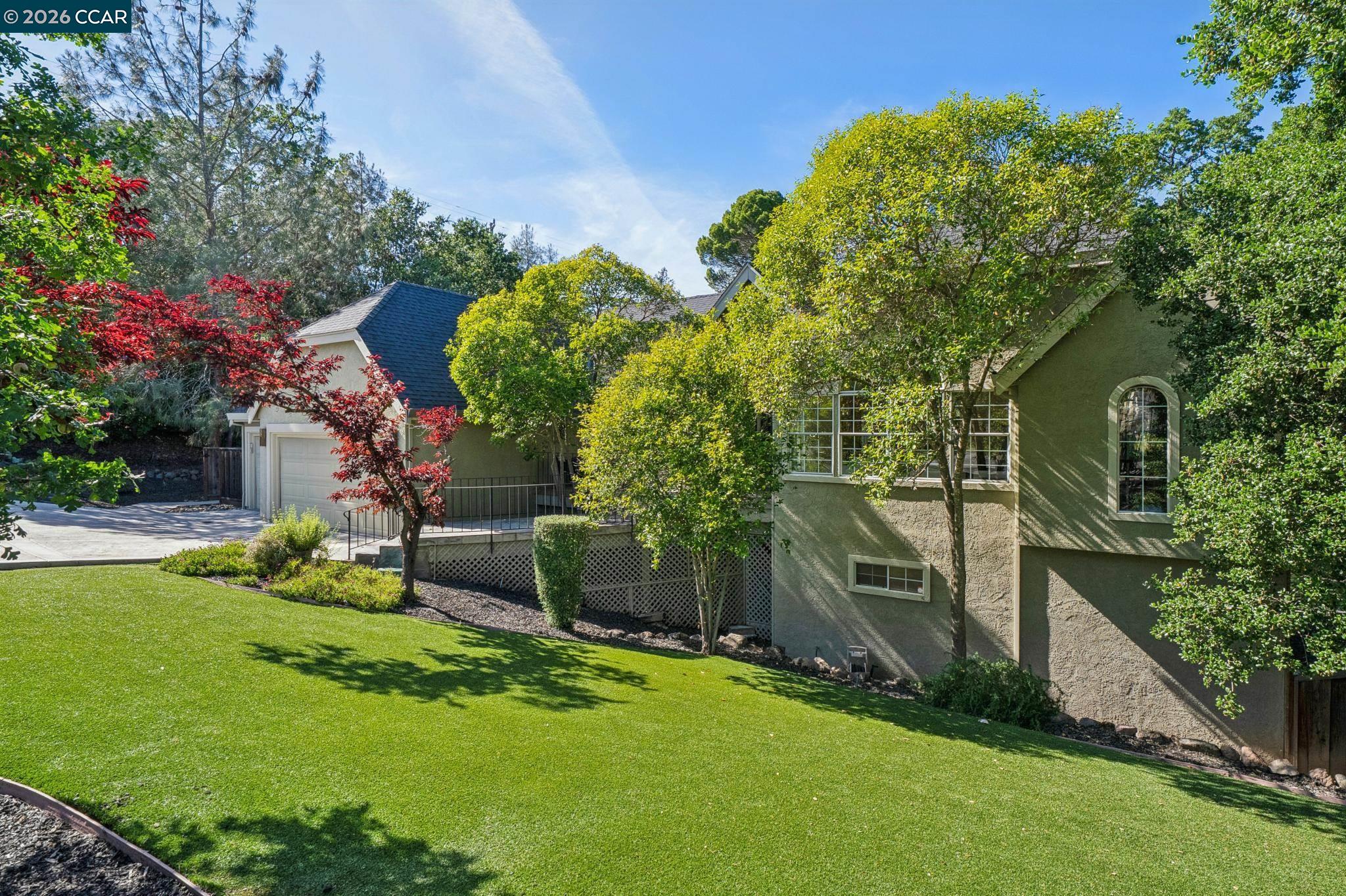 154 Crest Ave