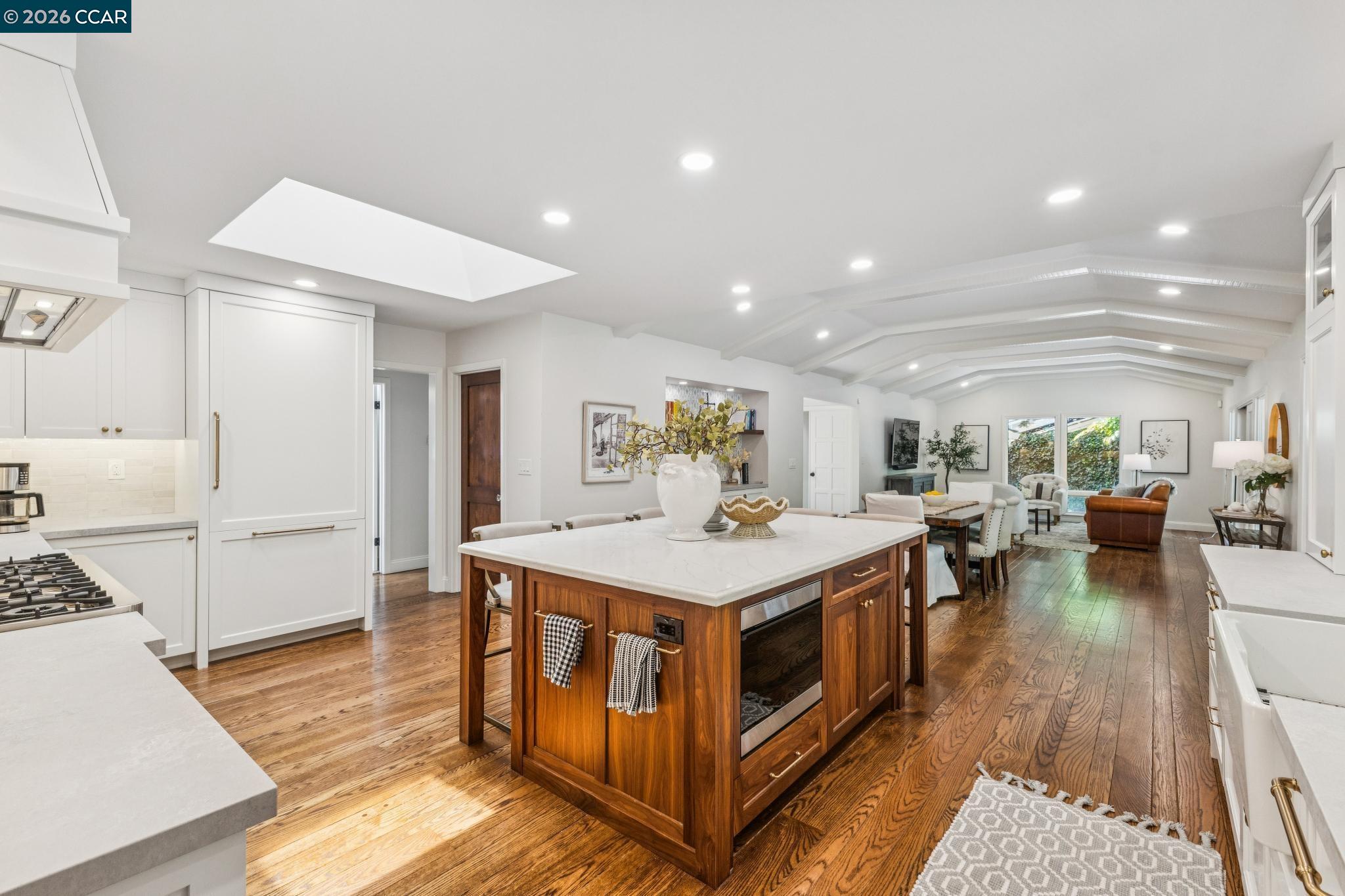 27 Shawn Ct