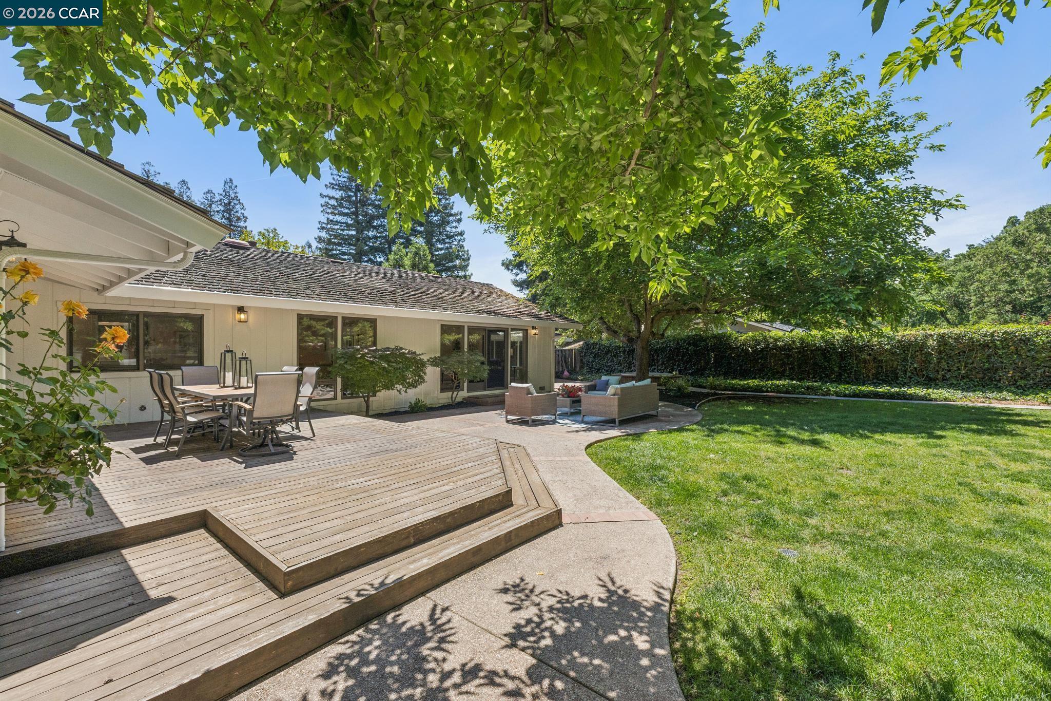 27 Shawn Ct