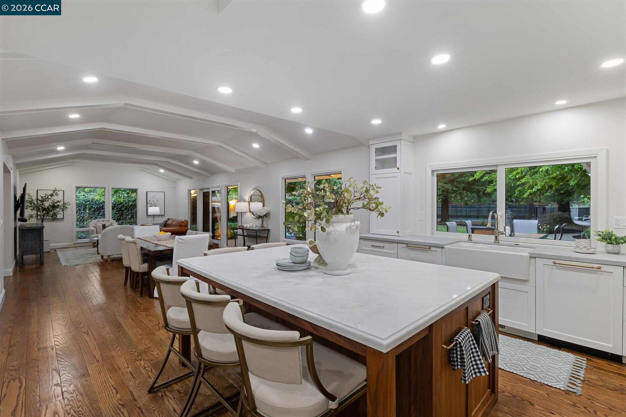 27 Shawn Ct