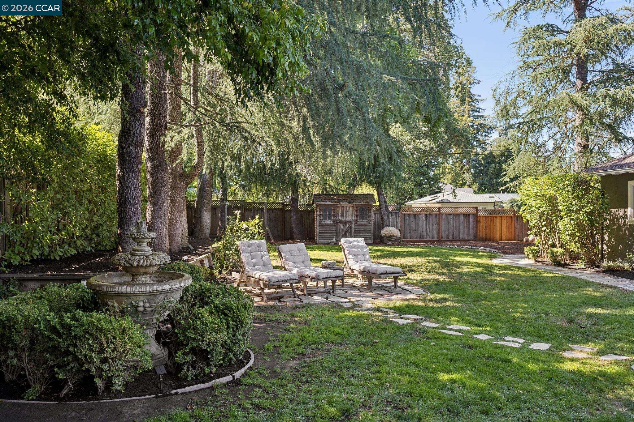 699 Terry Ln