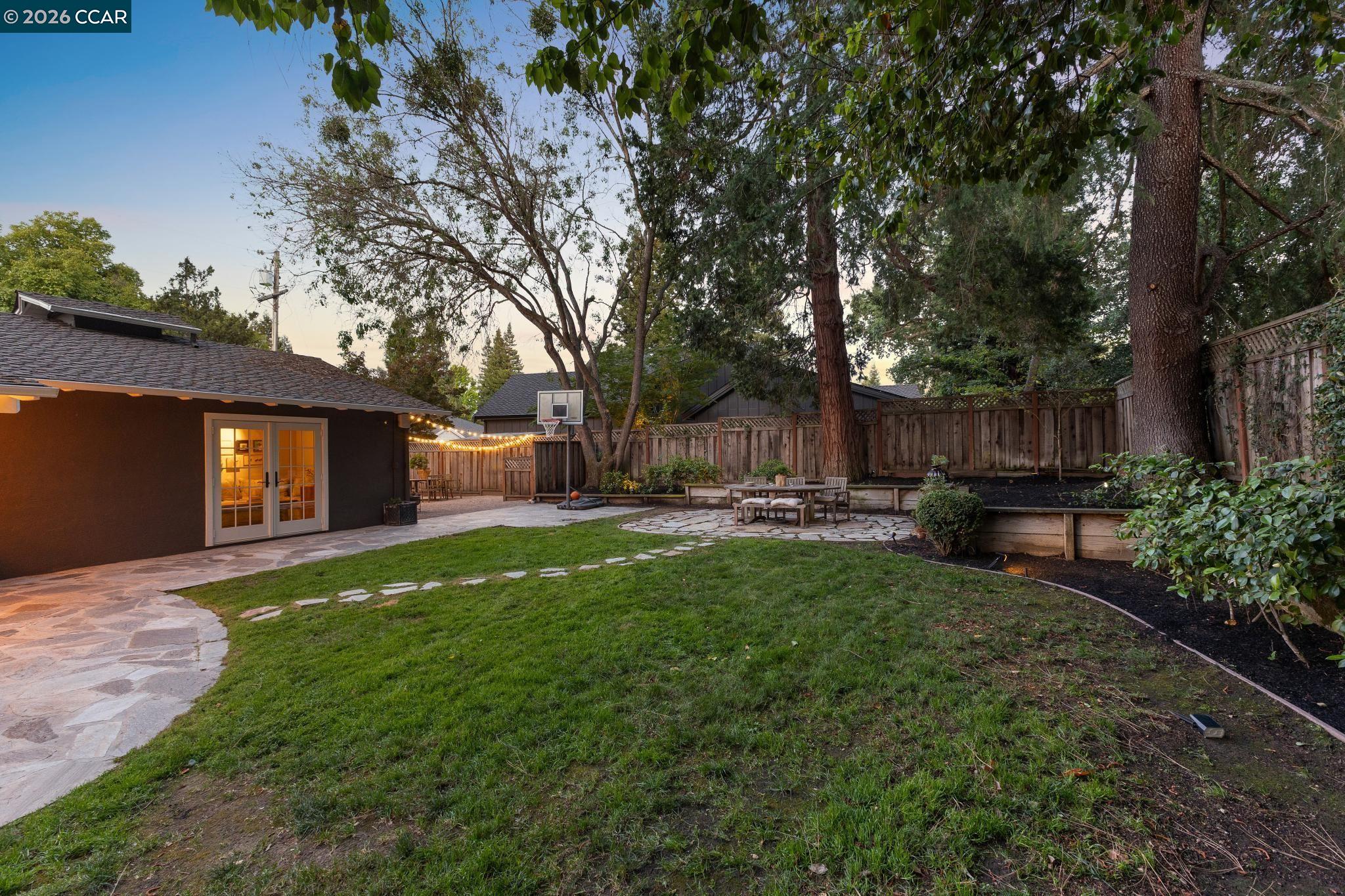 699 Terry Ln