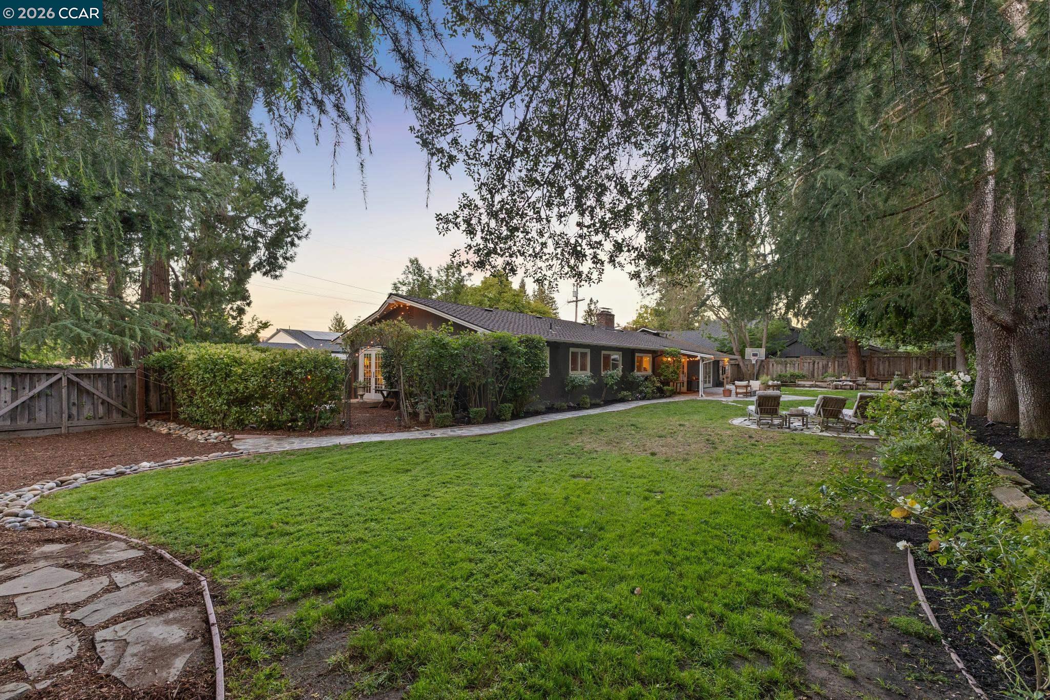 699 Terry Ln