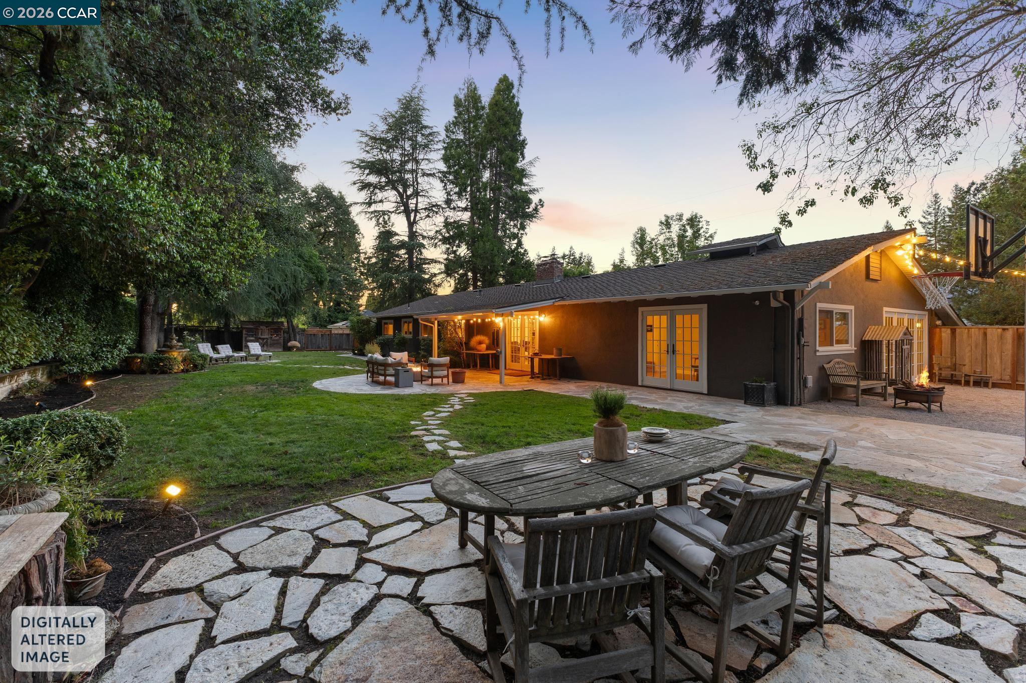 699 Terry Ln