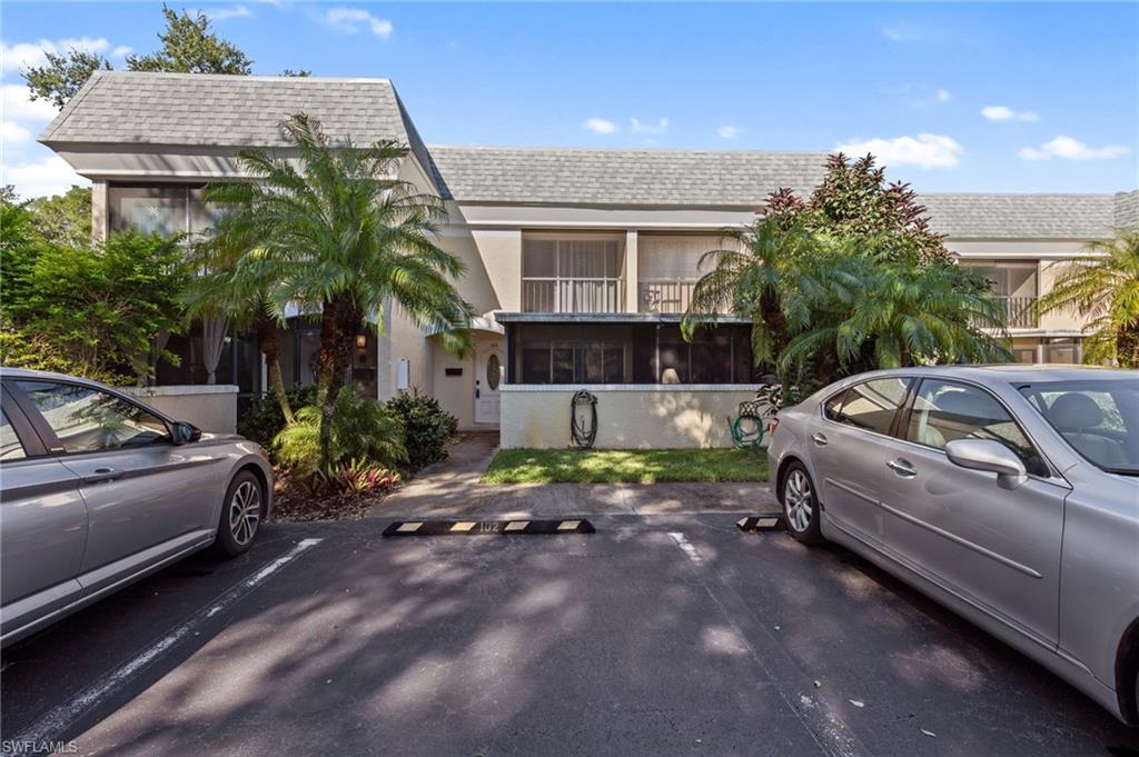 102 E Greens BLVD