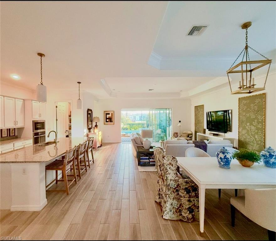 15919 Leaning Pine LN