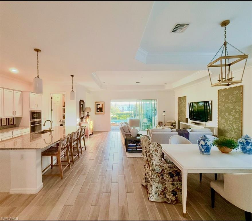 15919 Leaning Pine LN