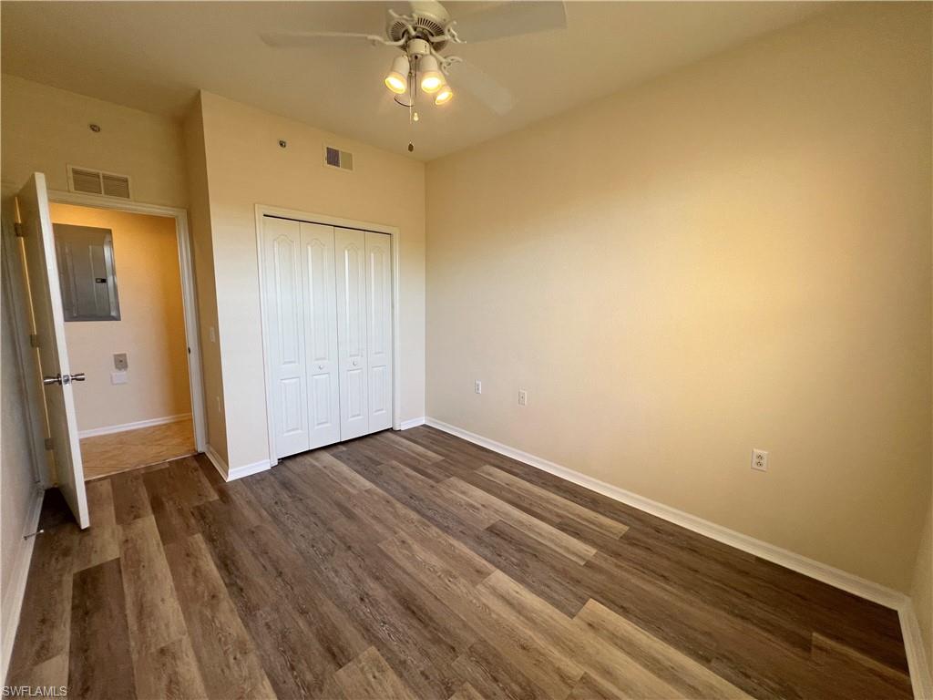 8470 Kingbird LOOP # 1033