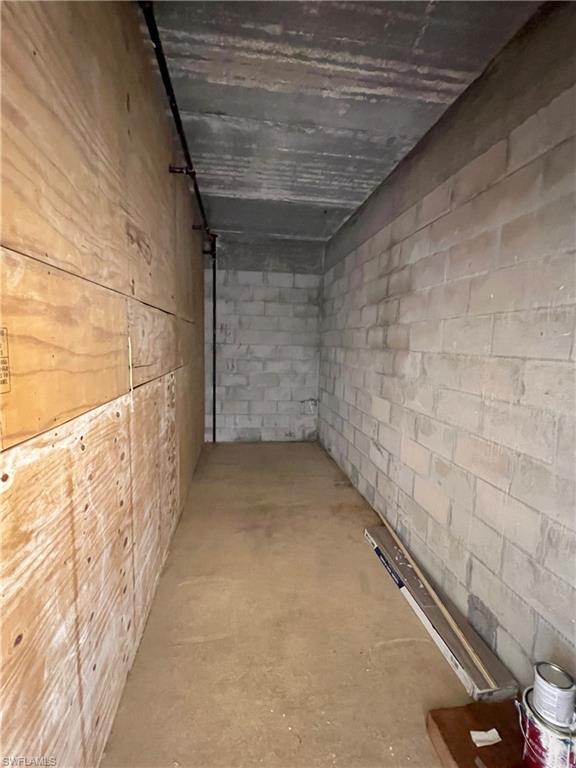 8470 Kingbird LOOP # 1033