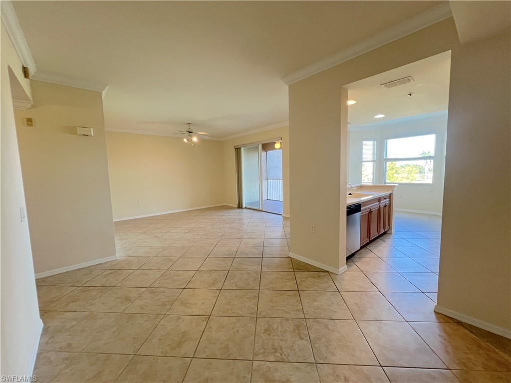 8470 Kingbird LOOP # 1033