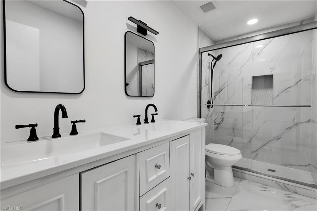 2210 Isle Of Pines AVE E