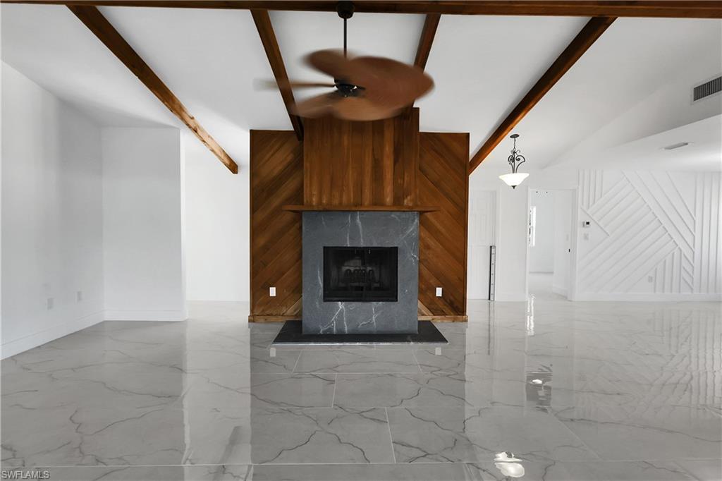 2210 Isle Of Pines AVE E