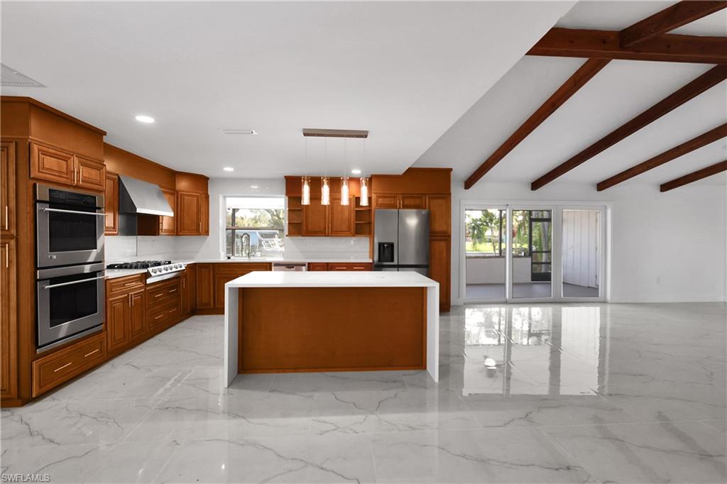 2210 Isle Of Pines AVE E