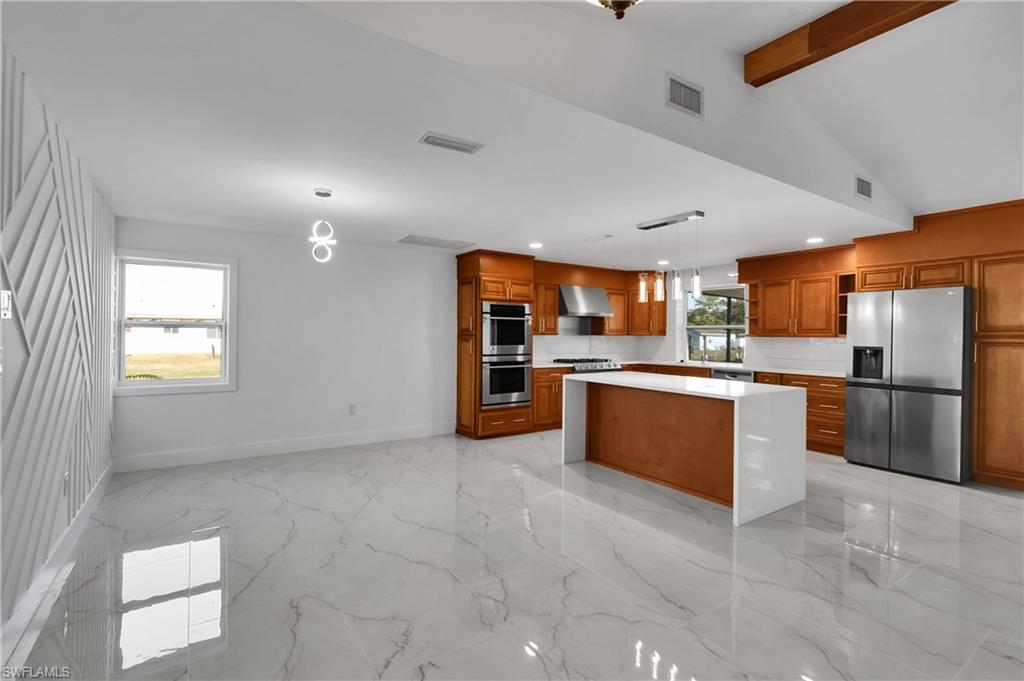 2210 Isle Of Pines AVE E