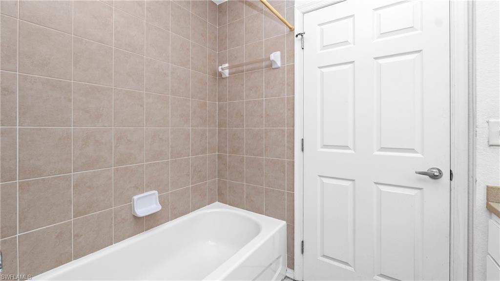 4520 Skyline BLVD # 201