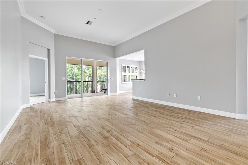 18900 Bay Woods Lake DR # 203