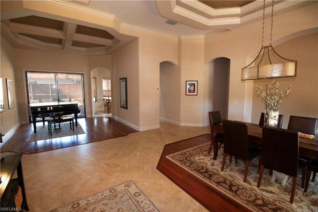 7414 Pointe Venezia DR